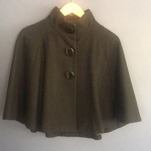 Black Capelet